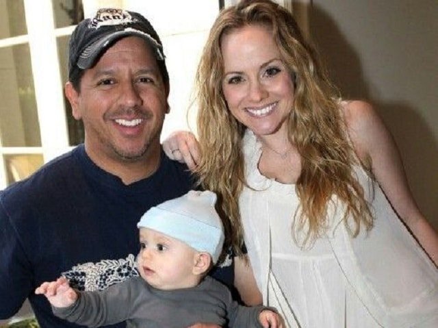 Kelly Stables With his child